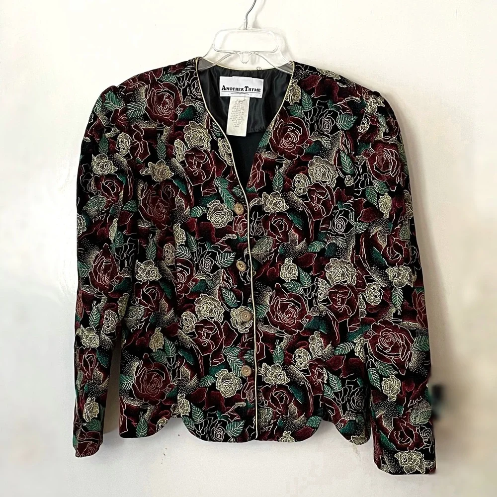 Vintage painted velvet floral holiday jacket, gold trim & buttons, size large - Picture 1 of 10